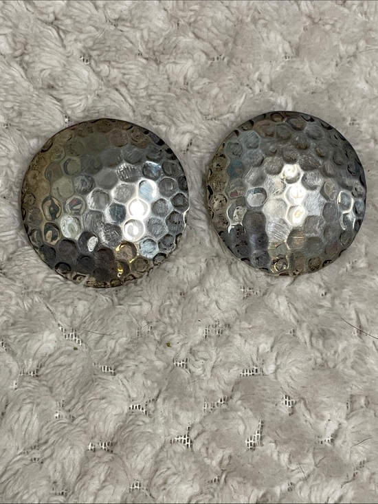 Silpada Jewelry - Silpada Sterling Silver Hammered circle earrings